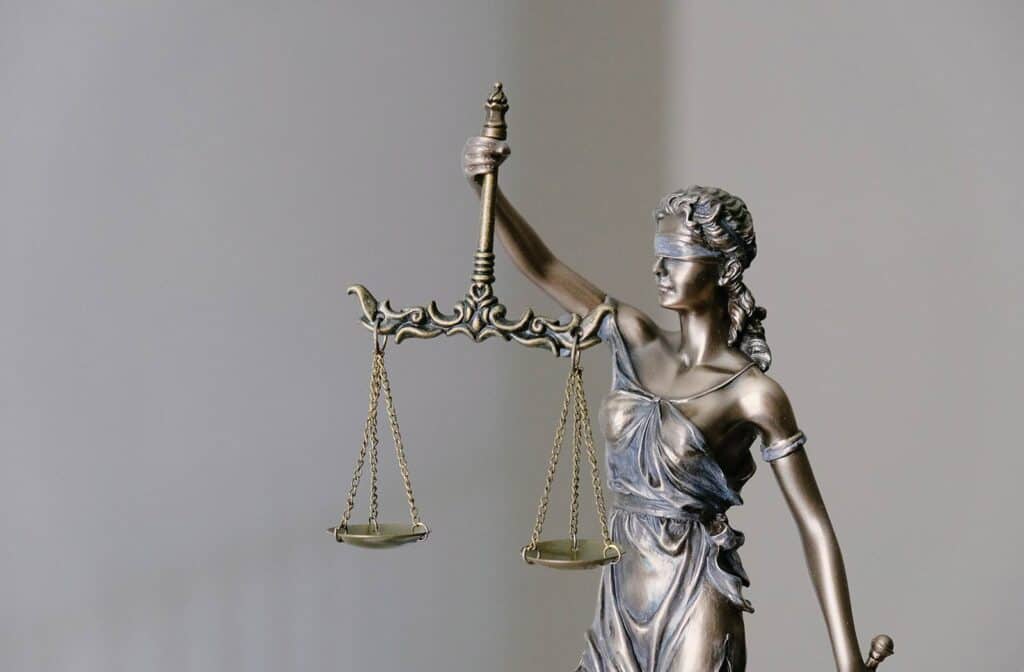 Statue representing the legal sector